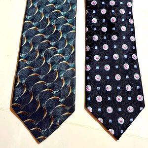 Lot of Two (2) Silk Ties from Ermenegildo  Zegna,  made in Italy.